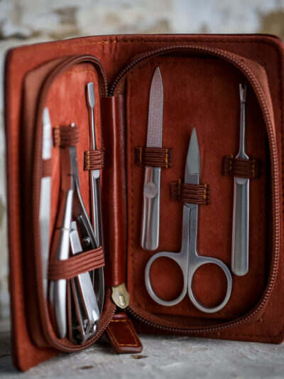 Artamis 7 Piece Manicure Kit