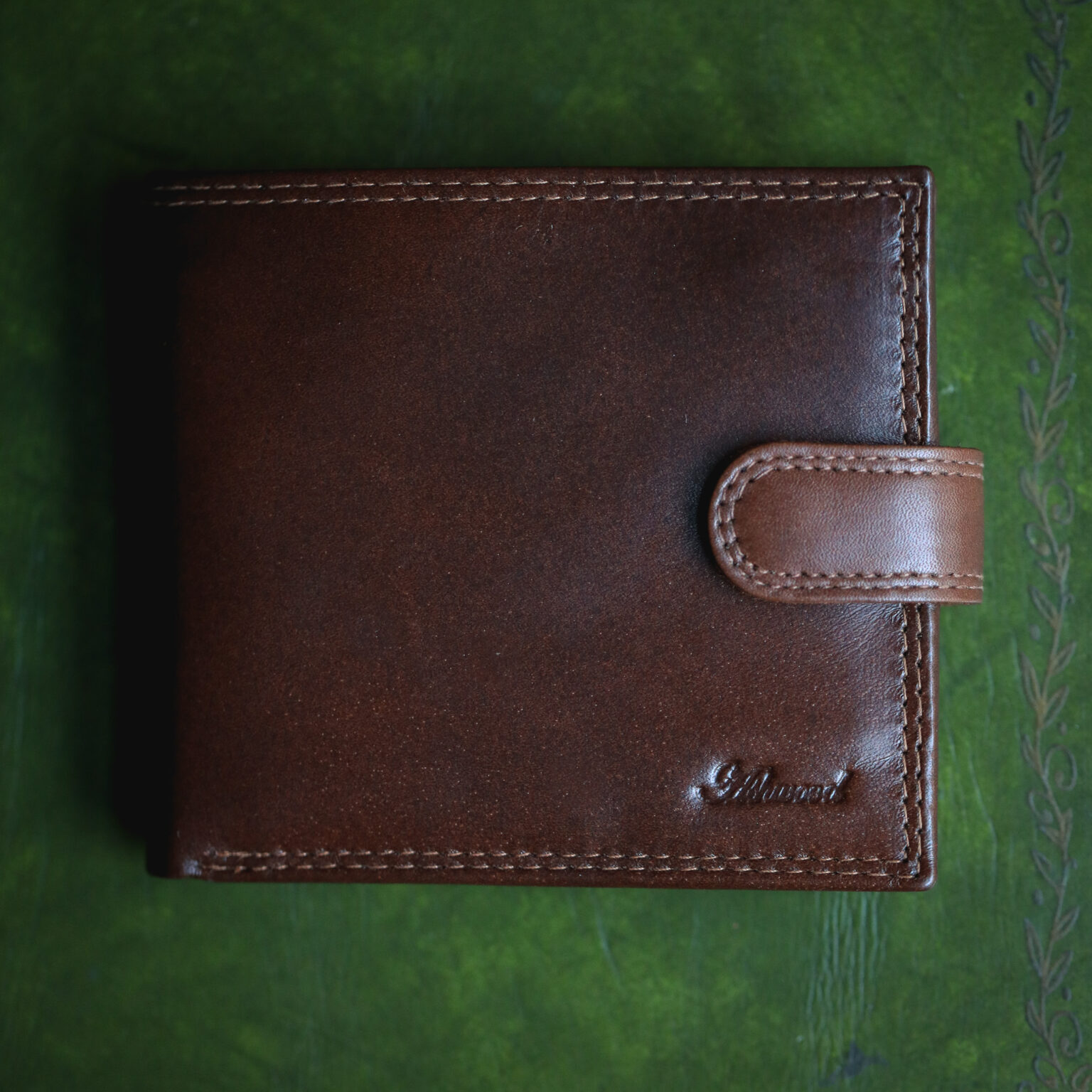 ashwood-leather-1222-veg-tan-wallet-furbellow-co