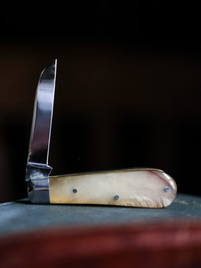 Taylor's Eye Witness - Handmade Lambfoot Pocket Knife - Ramshorn