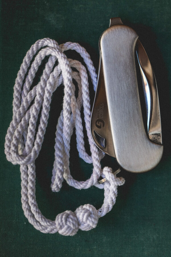 Whitby Heavy Duty Yachtsman's Knife - Image 2