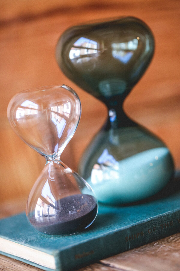 Sandglass - 5 Minute Timer - Clear - Image 2