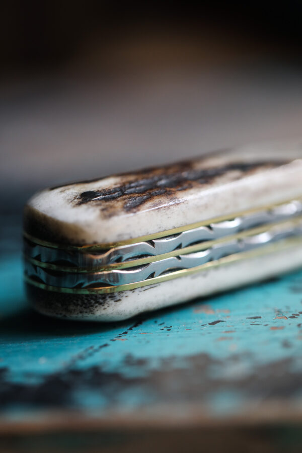Taylor's Eye Witness - Handmade Twin Barlow Pocket Knife - Stag Horn - Image 2