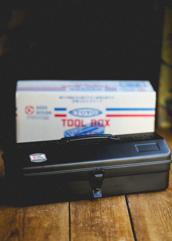 Toyo Steel - Camber-top Toolbox Y-350 Black