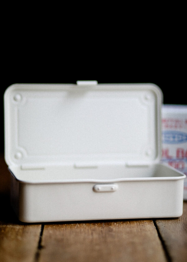 Toyo Steel - Trunk Shape Toolbox T-190 White