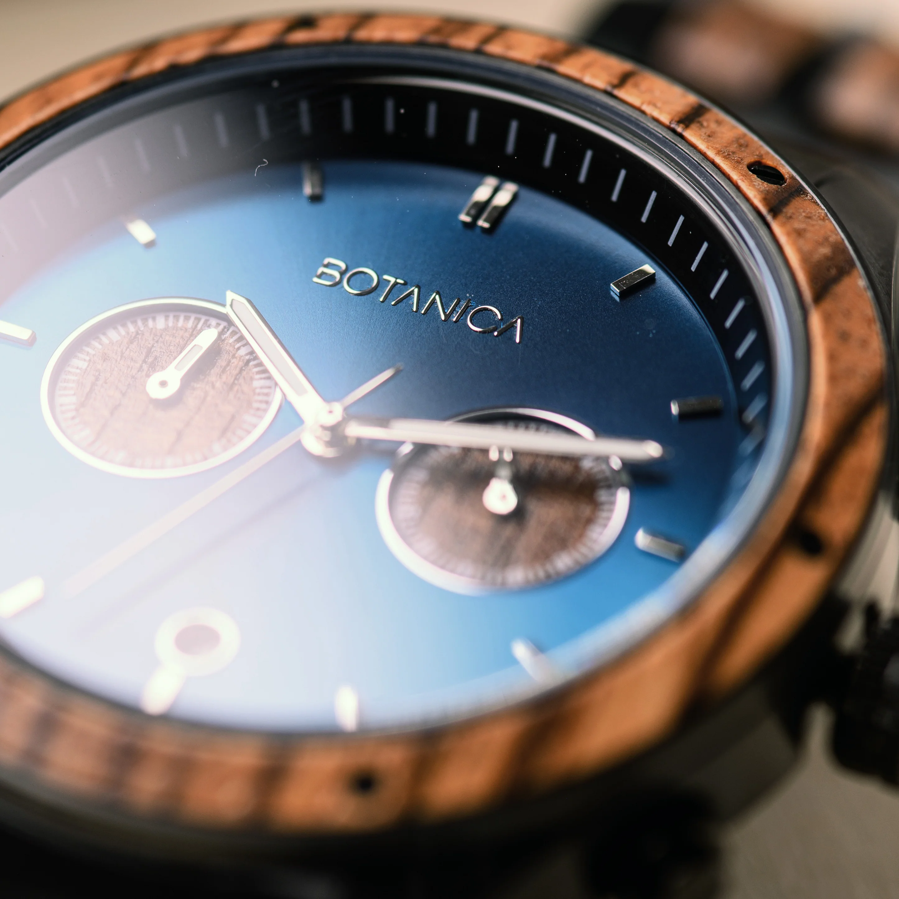 Botanica Watch - Fingal - Image 4