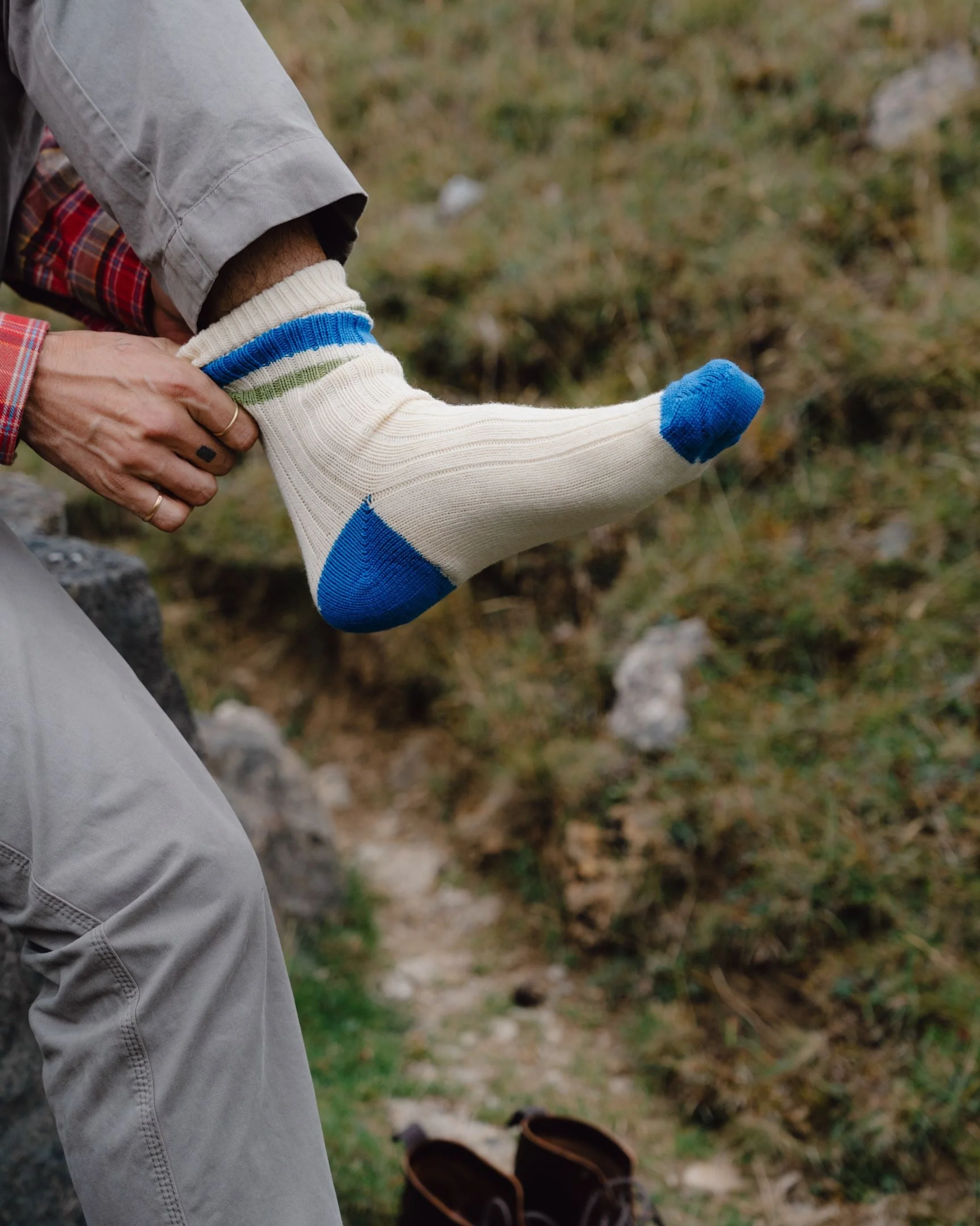 Peregrine - Merino Wool Socks - Ecru