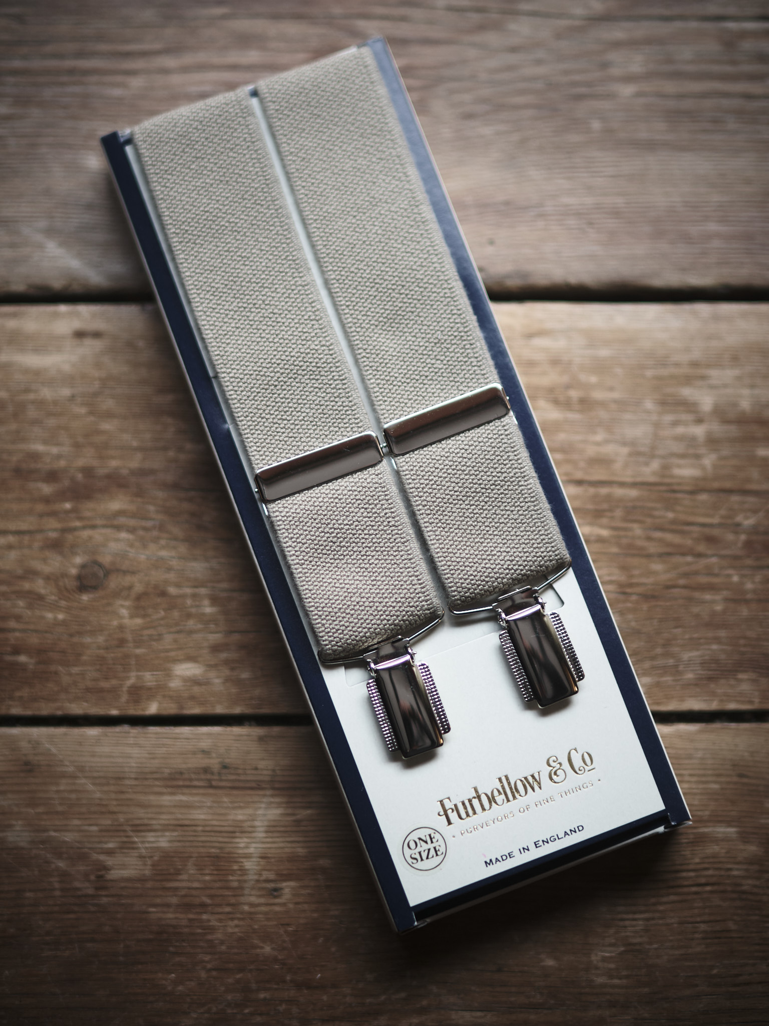 Feathered Clip Braces - Taupe