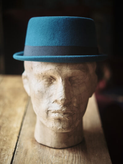 Classic gentleman's hat in teal